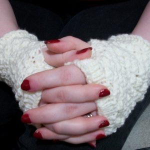 Clove in Cream Mitts