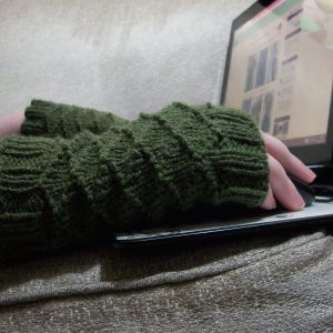 Green Grating Mitts