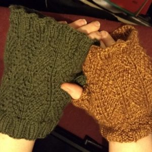 Ribbed Leaf Mitts in two sizes - large on the left, medium on the right.